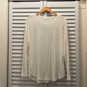 Abercrombie & Fitch White Long Sleeve Tee